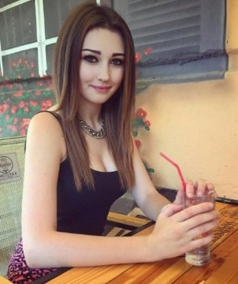 Селена, 23 года, 3 размер груди